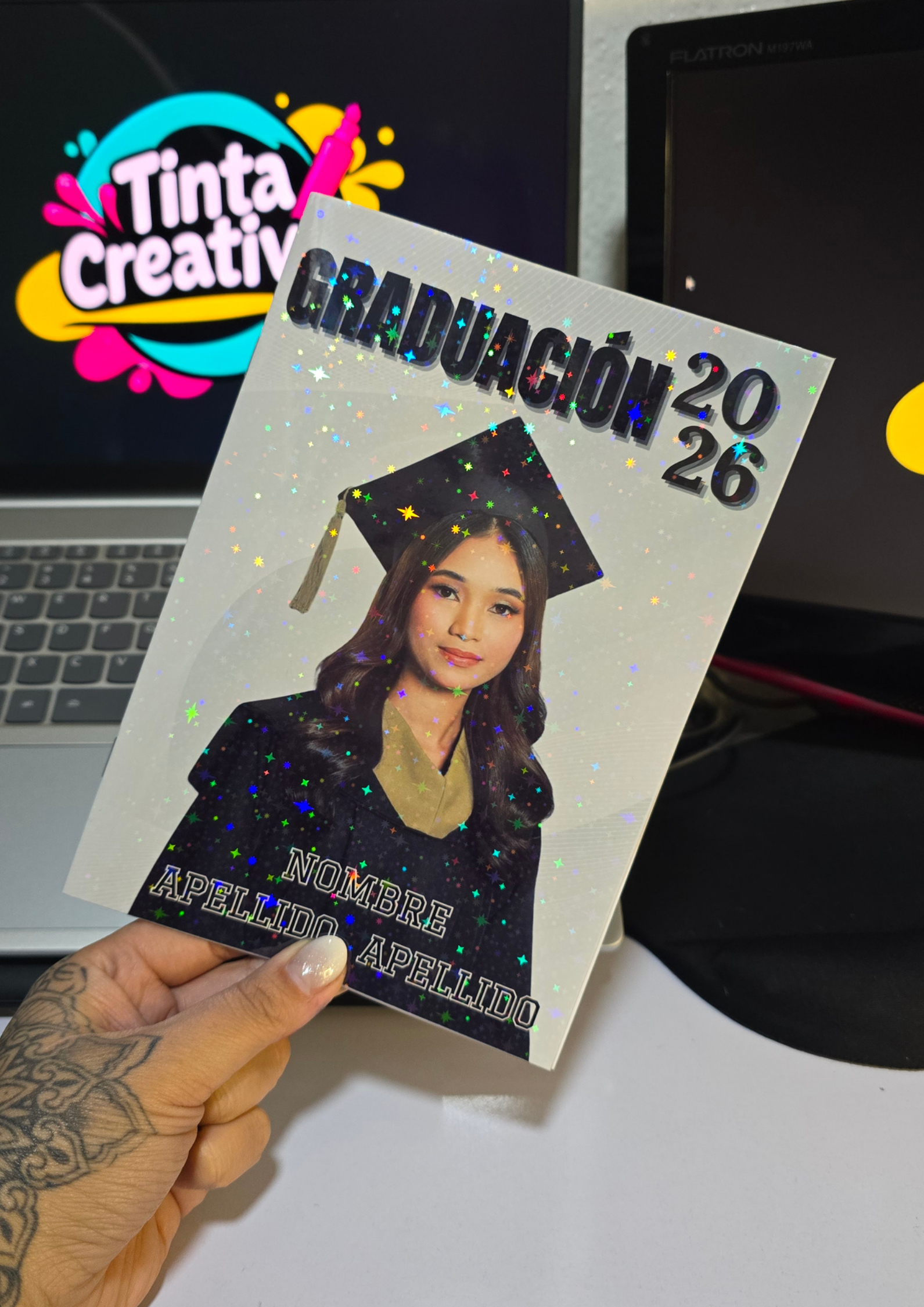 Revista Graduación Gris